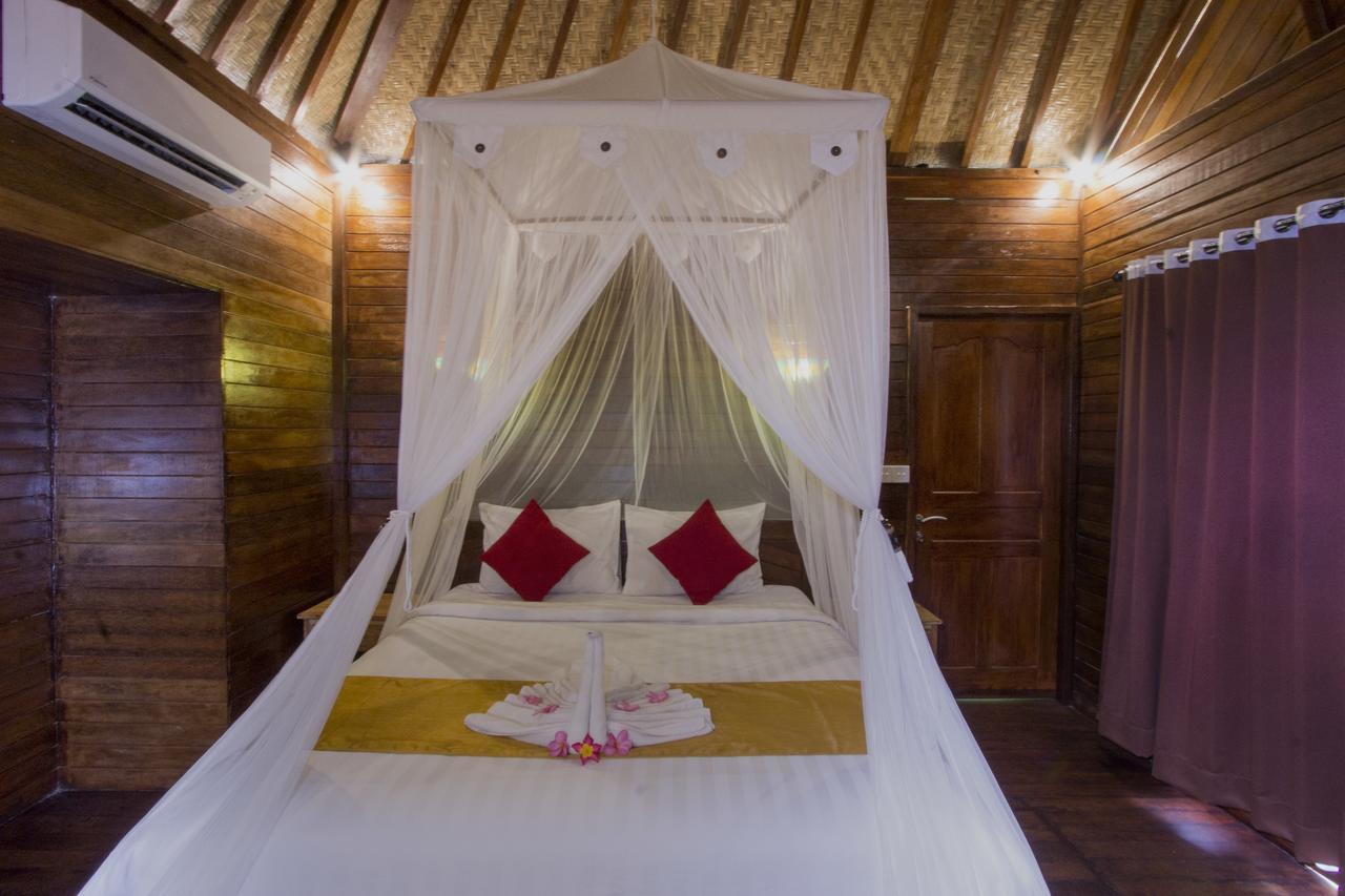 Amora Hut'S Nusa Lembongan  Luaran gambar