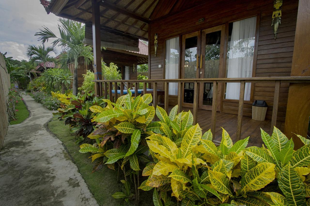 Amora Hut'S Nusa Lembongan  Luaran gambar
