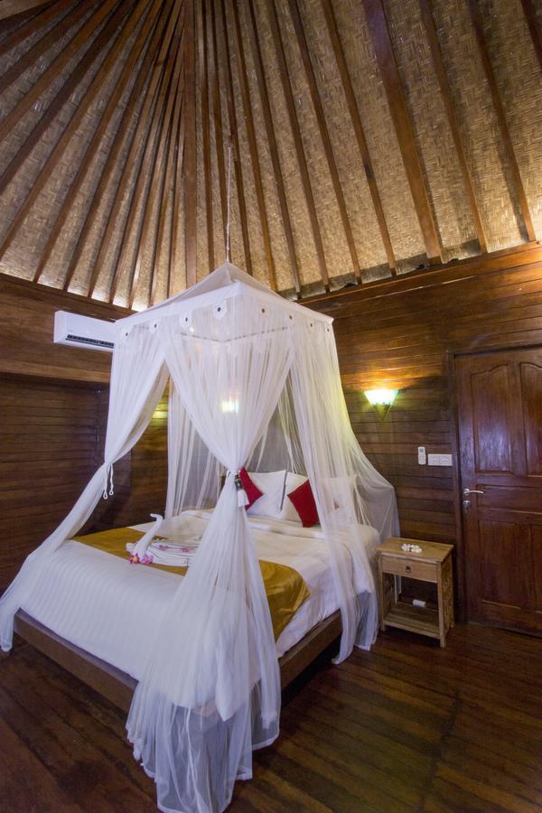 Amora Hut'S Nusa Lembongan  Luaran gambar